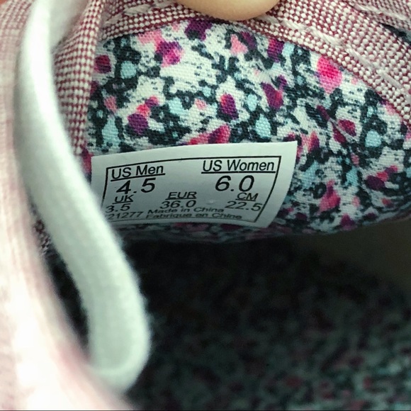 👟 Vans Women’s Size 6 - Picture 4 of 4